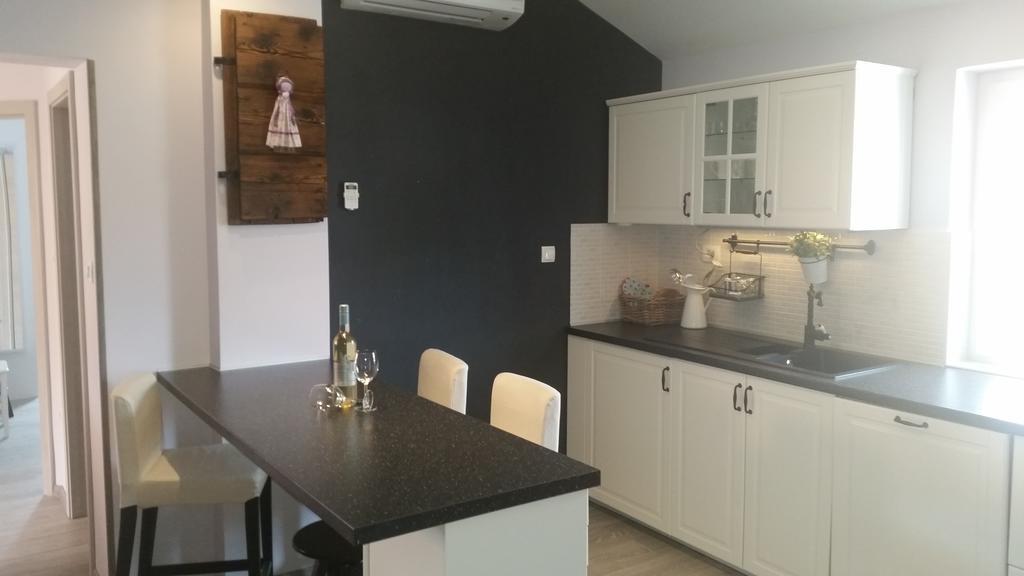 Apartment Diminic Melin Црес Экстерьер фото